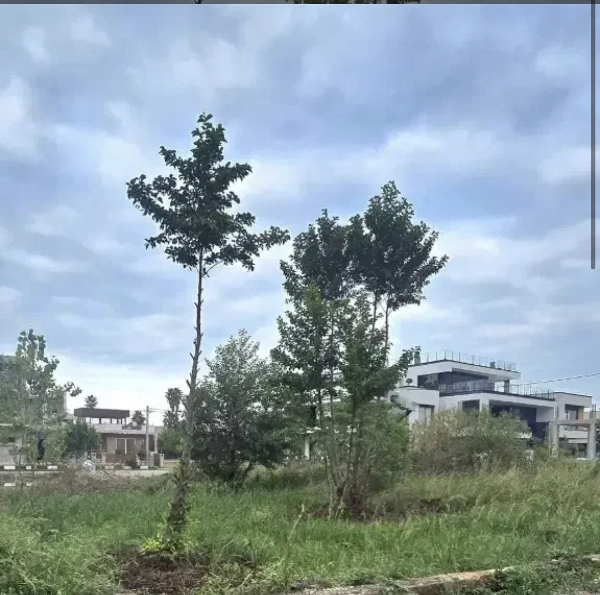 سنددار مسکونی شهرکی محصور شده
